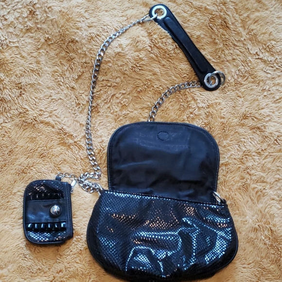 Bebe ruffle and faux leather snakeskin crossbody - Picture 3 of 7